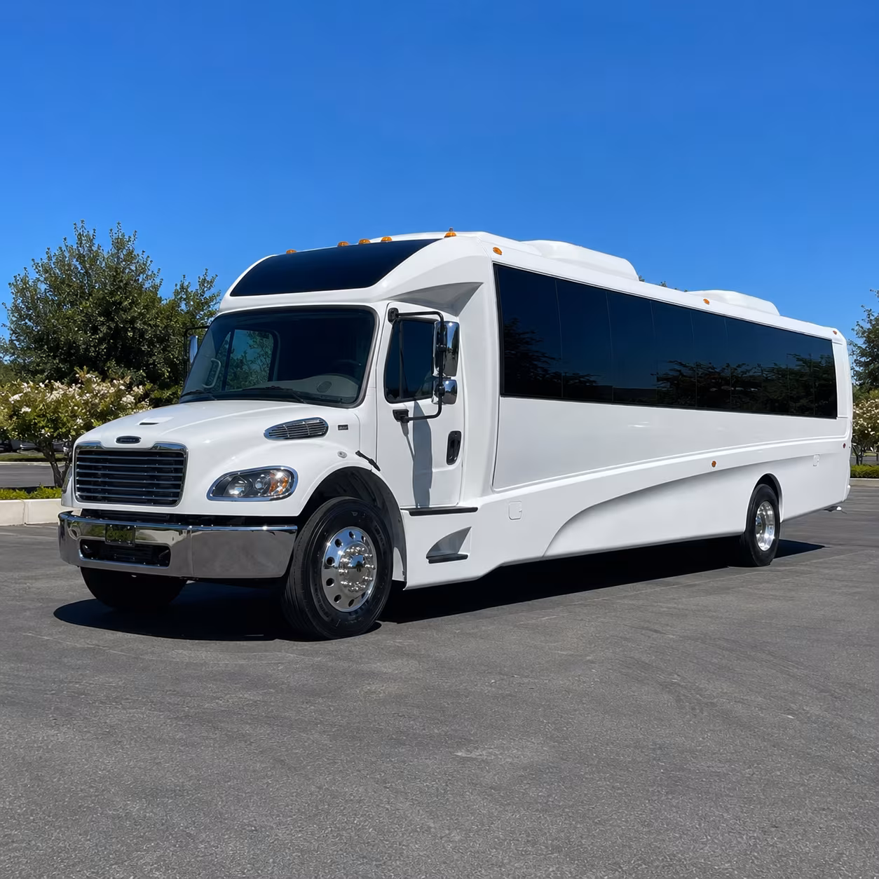 fargo 30 passenger minibus