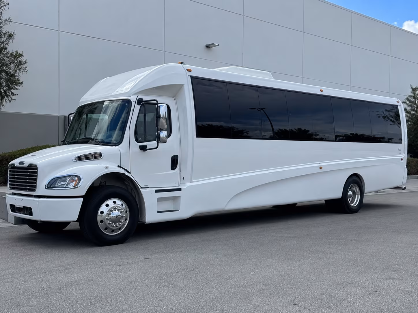 fargo holiday party bus rental